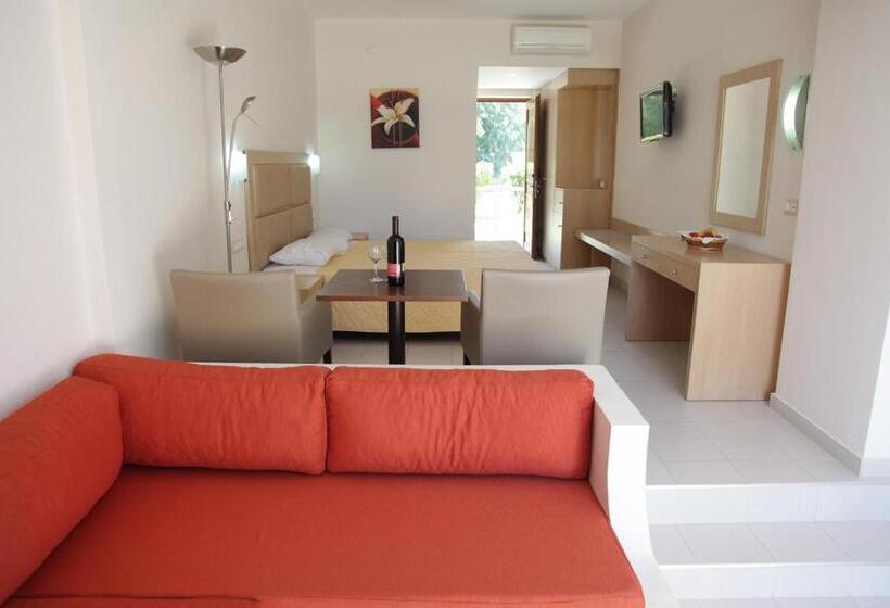 בית מלון כפרי Kolymbia Sky