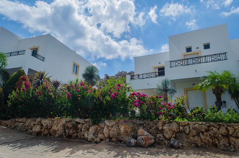 酒店 Lambis Studios & Apartments