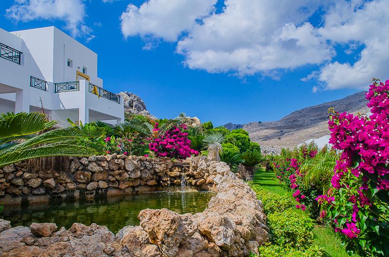 酒店 Lambis Studios & Apartments