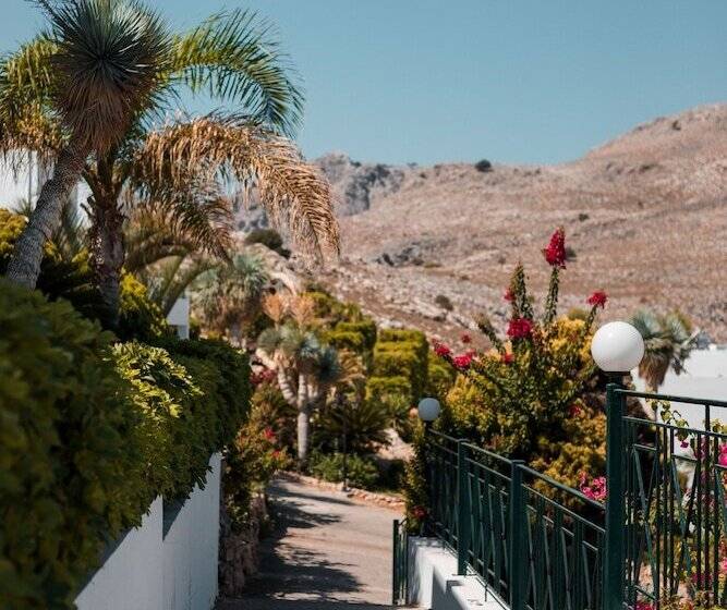 酒店 Lambis Studios & Apartments