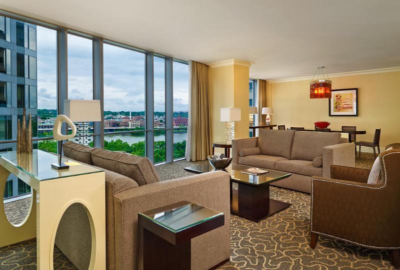 Отель Le Méridien Arlington