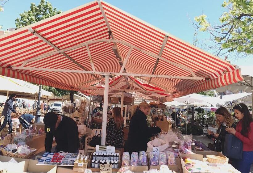 בית מלון כפרי Le Versailles