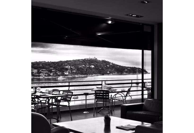 בית מלון כפרי Le Versailles