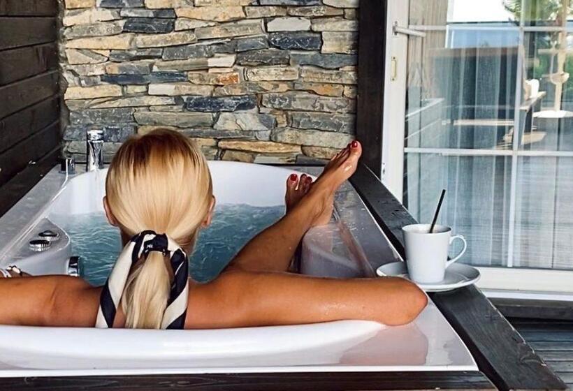 Отель Manaspark Deluxe