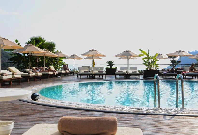 Отель Manaspark Deluxe