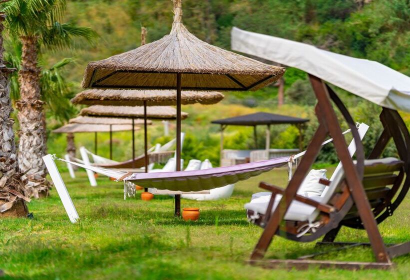 Отель Manaspark Deluxe