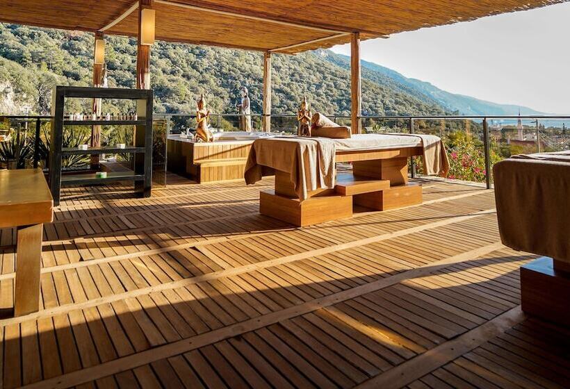 هتل Manaspark Deluxe