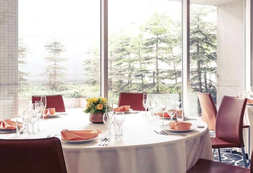 בית מלון כפרי Mercure Sapporo
