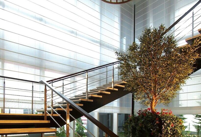 בית מלון כפרי Mercure Sapporo