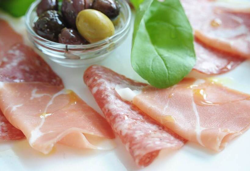 בית מלון כפרי Mercure Sapporo