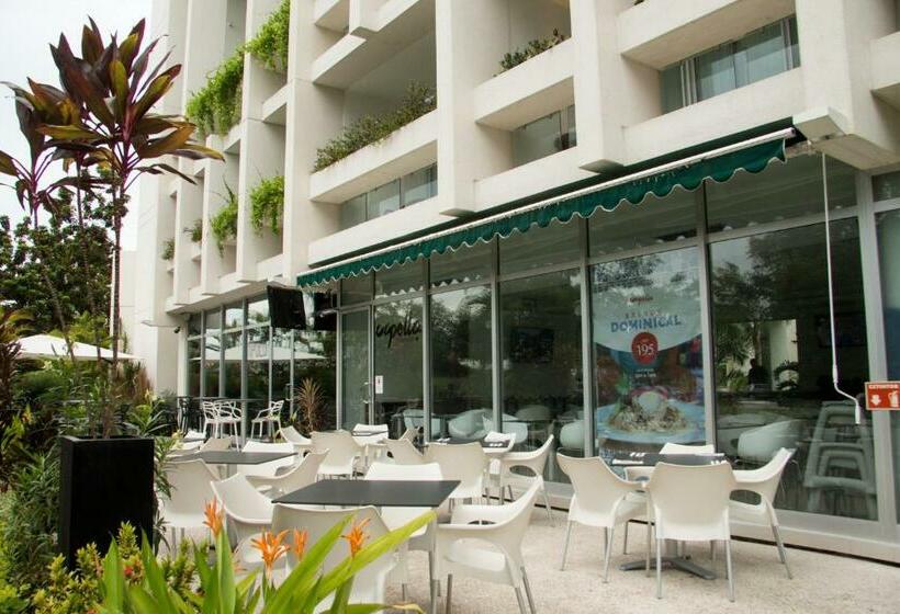 Mesón De La Luna Hotel & Spa