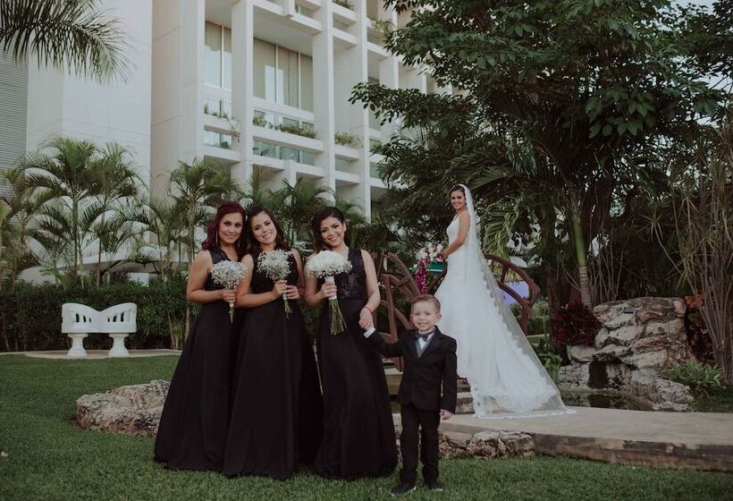 Mesón De La Luna Hotel & Spa