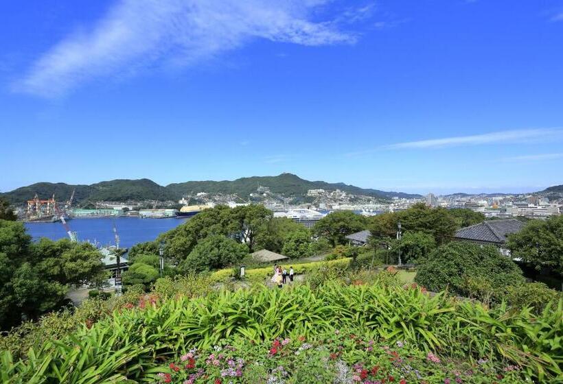 هتل Monterey Nagasaki