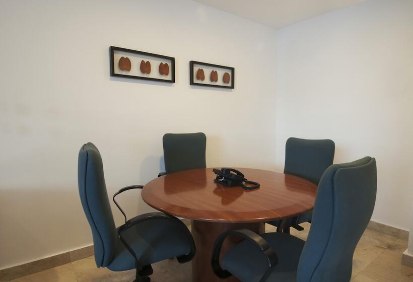 فندق One Acapulco Costera