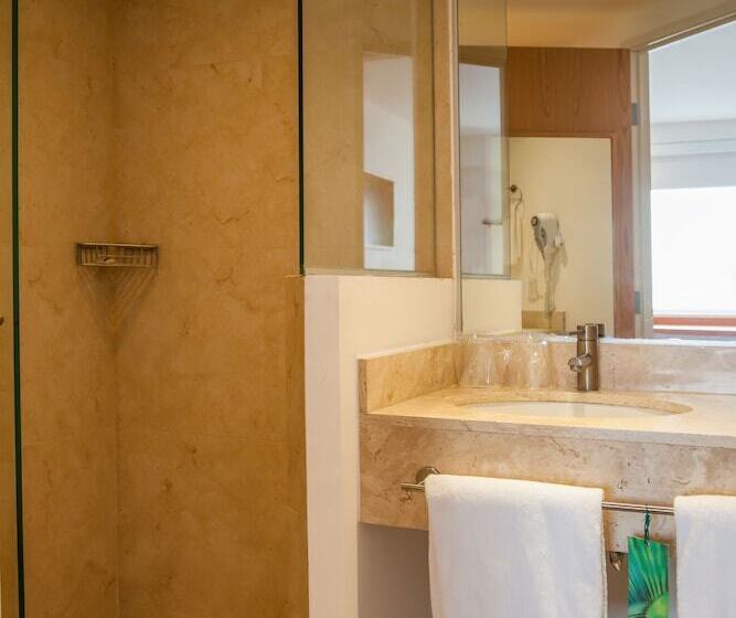 هتل One Aguascalientes Sur