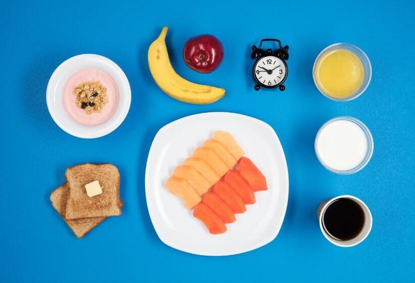 فندق One Puebla Finsa