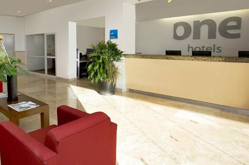 فندق One San Luis Potosi Glorieta Juarez