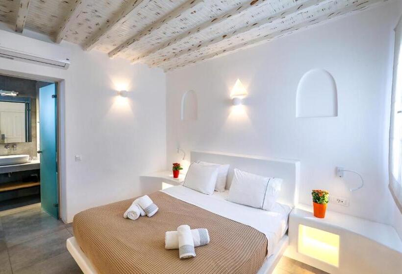 בית מלון כפרי Petinaros