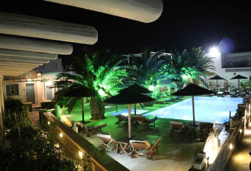 בית מלון כפרי Petinaros