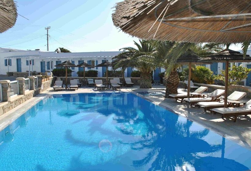 בית מלון כפרי Petinaros