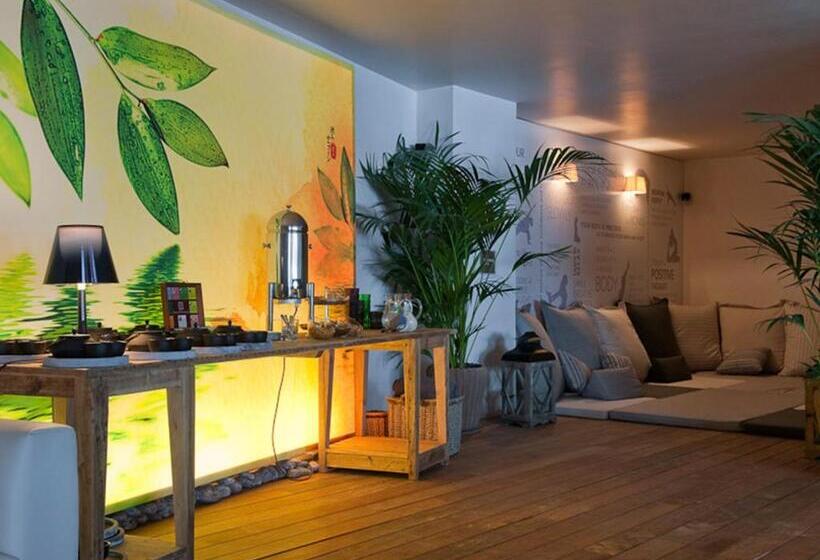 ホテル Principe Delle Nevi