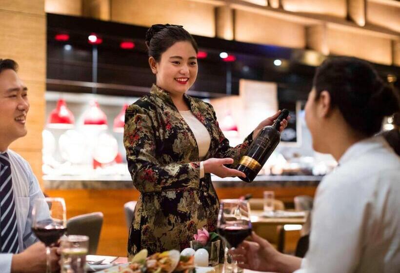 בית מלון כפרי Pullman Shanghai Jing An