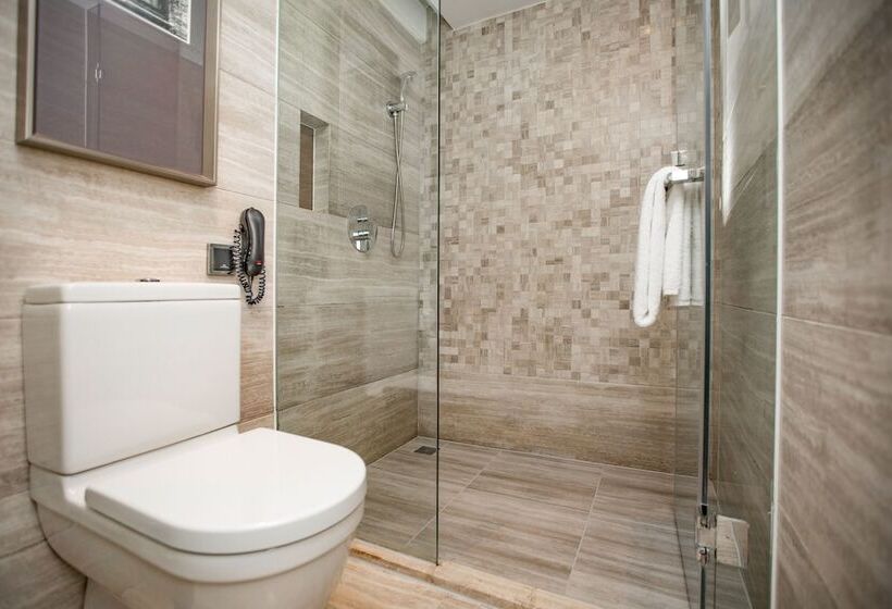 בית מלון כפרי Pullman Shanghai Jing An