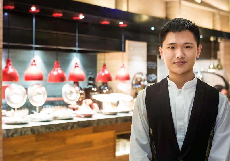 בית מלון כפרי Pullman Shanghai Jing An