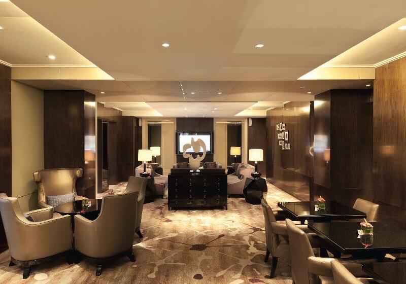 בית מלון כפרי Pullman Shanghai Jing An