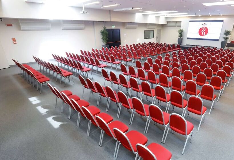 هتل Ramada Plaza by Wyndham Milano