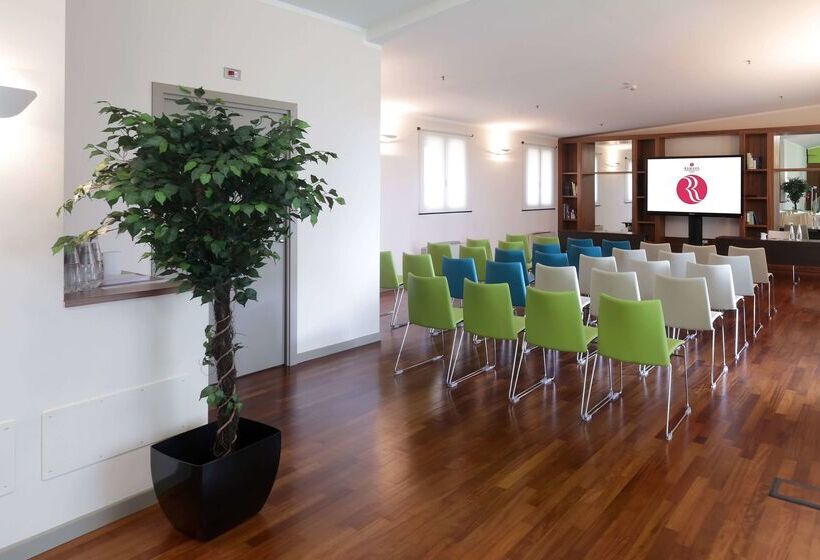 هتل Ramada Plaza by Wyndham Milano