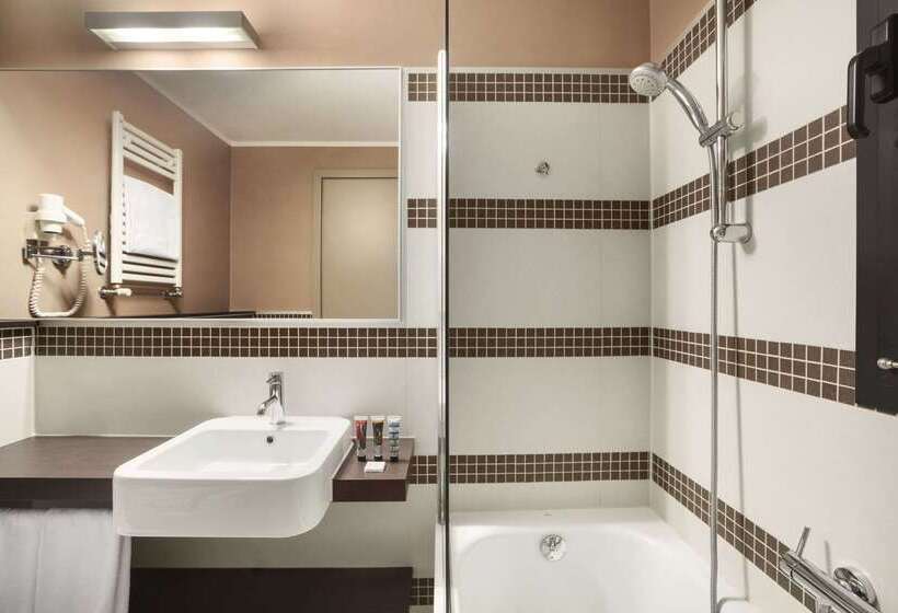 هتل Ramada Plaza by Wyndham Milano