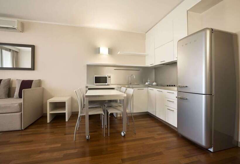 هتل Ramada Plaza by Wyndham Milano