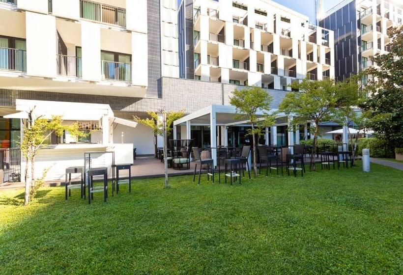 هتل Ramada Plaza by Wyndham Milano