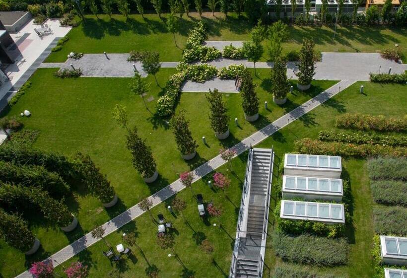 هتل Ramada Plaza by Wyndham Milano