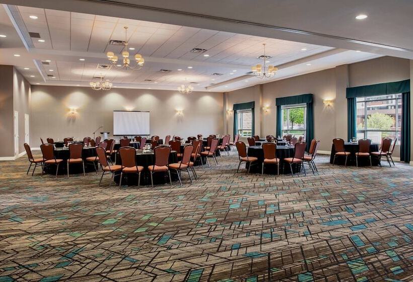 فندق Residence Inn By Marriott Kingston Water's Edge