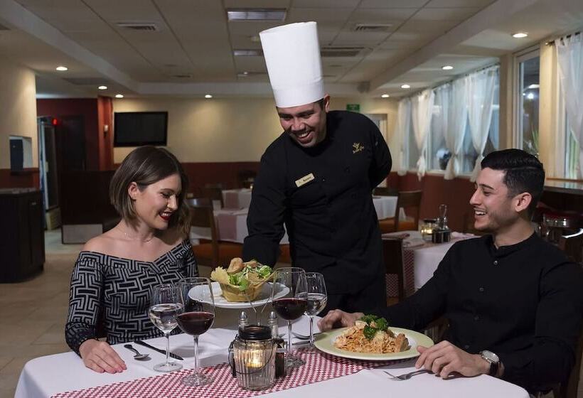 فندق Santa Fe Loreto by Villa Group