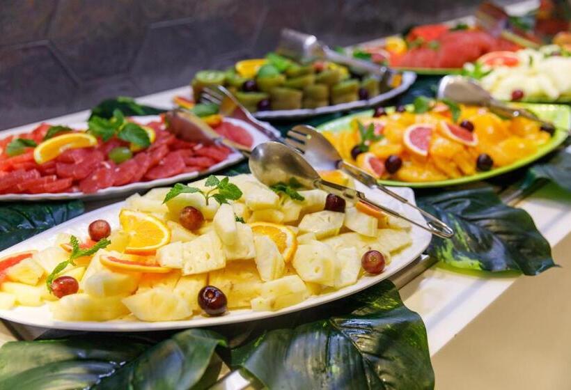 هتل Santa Monica Suites