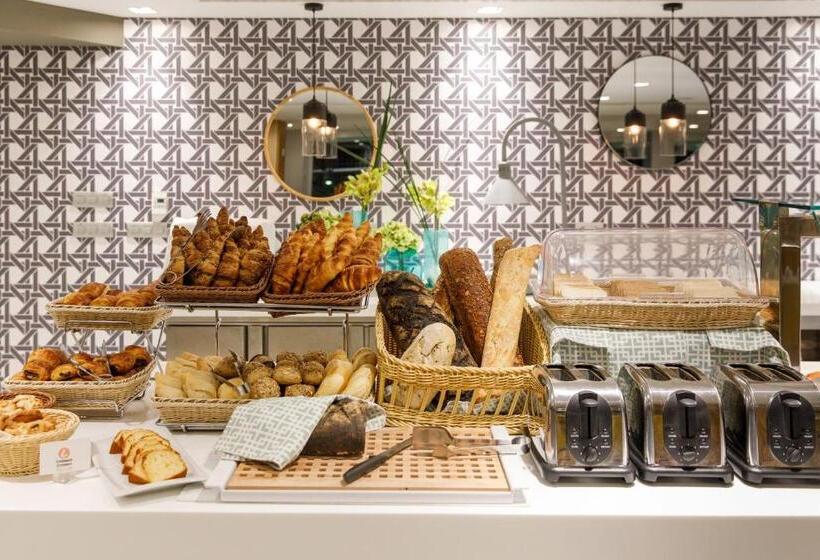 هتل Santa Monica Suites