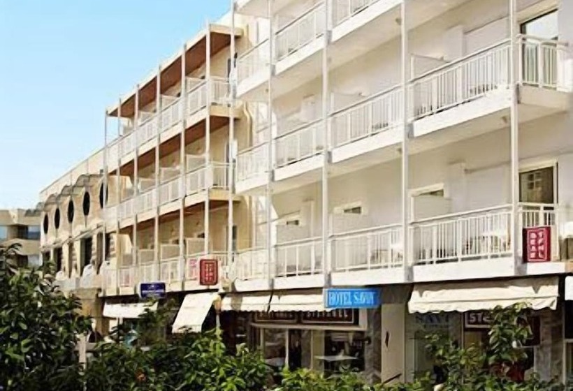 בית מלון כפרי Savoy