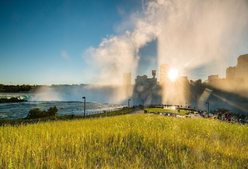 هتل Sheraton Niagara Falls