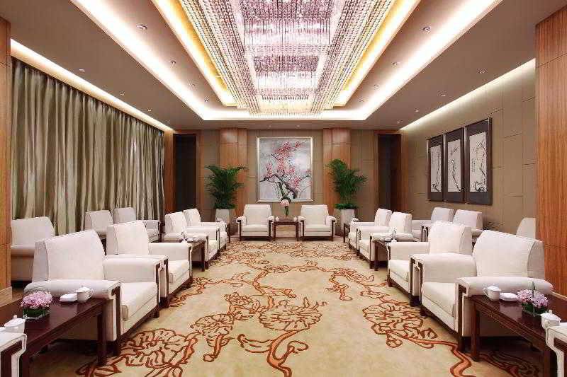 Отель Sheraton Wuxi Binhu