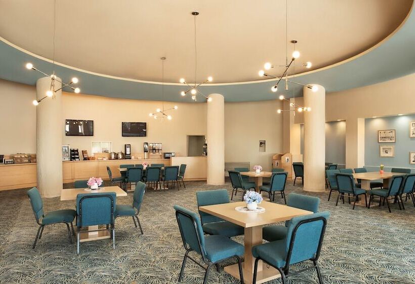 فندق Sherry Frontenac Oceanfront