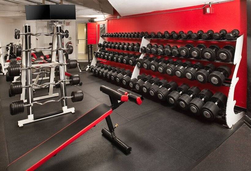 فندق Sherry Frontenac Oceanfront