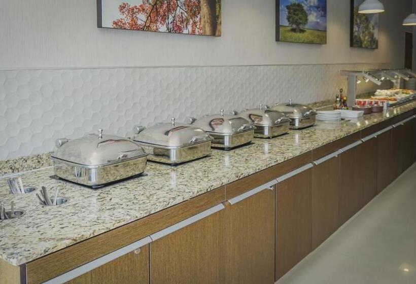 호텔 Staybridge Suites Guadalajara Expo, An Ihg