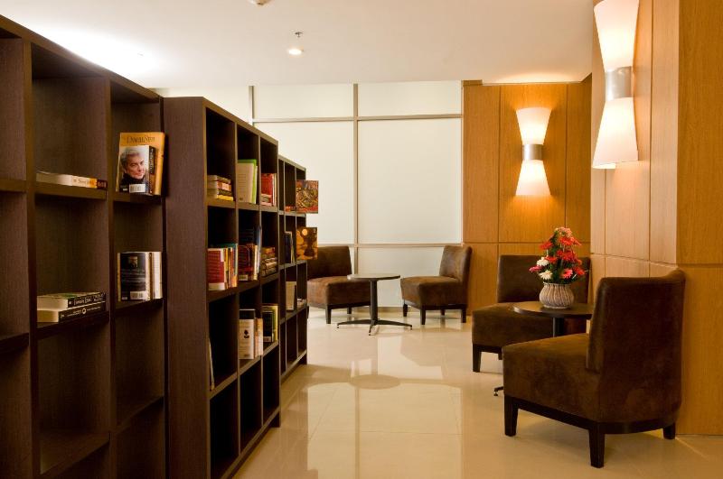 호텔 Staybridge Suites Guadalajara Expo, An Ihg