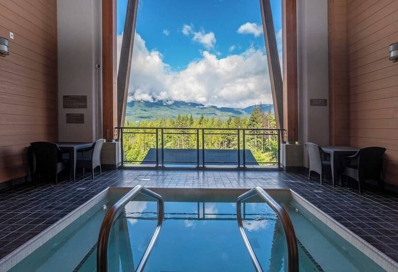Sutton Place Hotel Revelstoke Mountain Resort