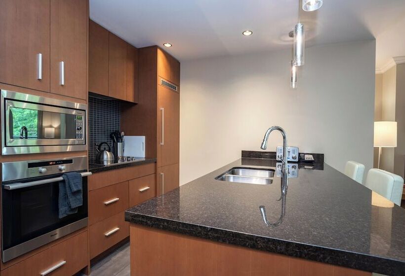 Sutton Place Hotel Revelstoke Mountain Resort