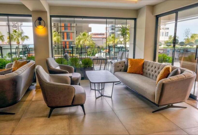 Tac Premier Hotel & Spa