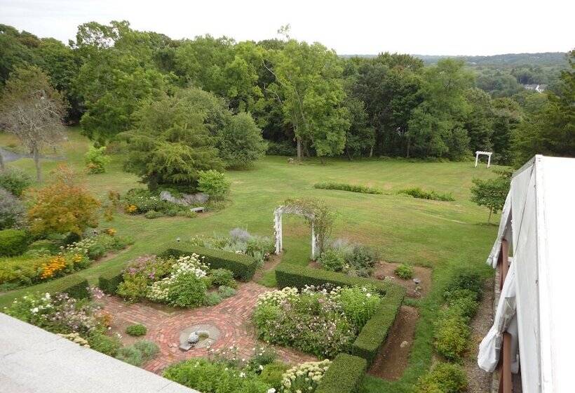 هتل The Inn At Mystic